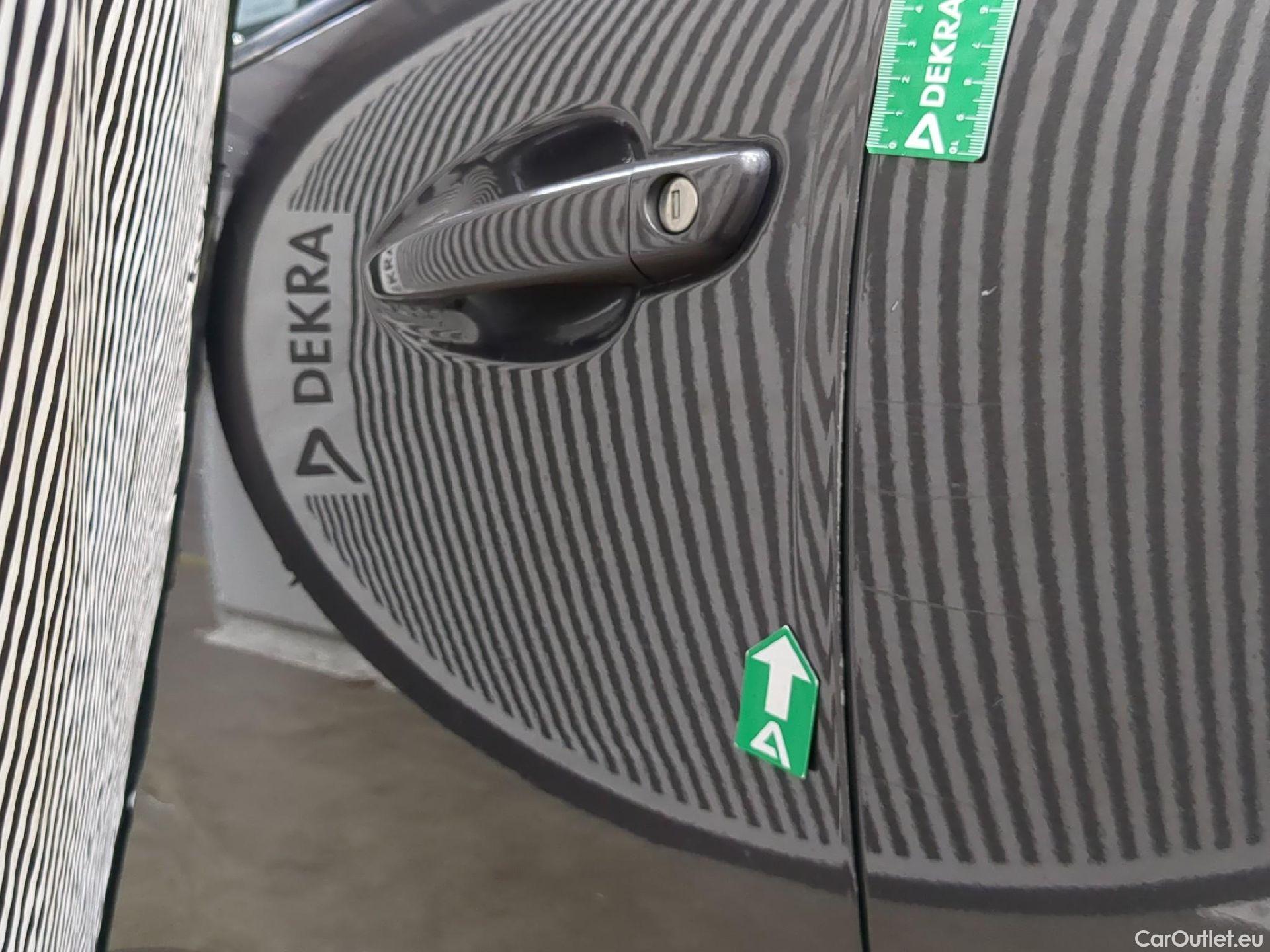  Peugeot  3008  Active Pack 1.5 HDi 130CV BVM6 E6d #56