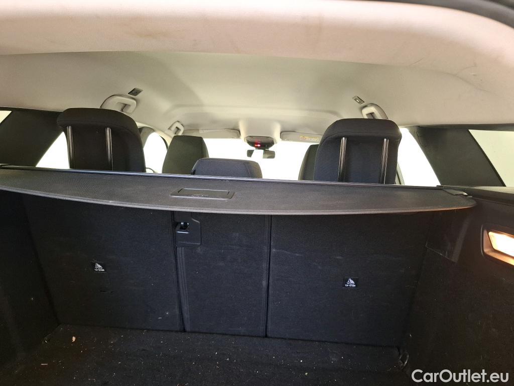  Peugeot  308 PEUGEOT  SW / 2021 / 5P / Break BlueHDi 130 ACTIVE PACK #44