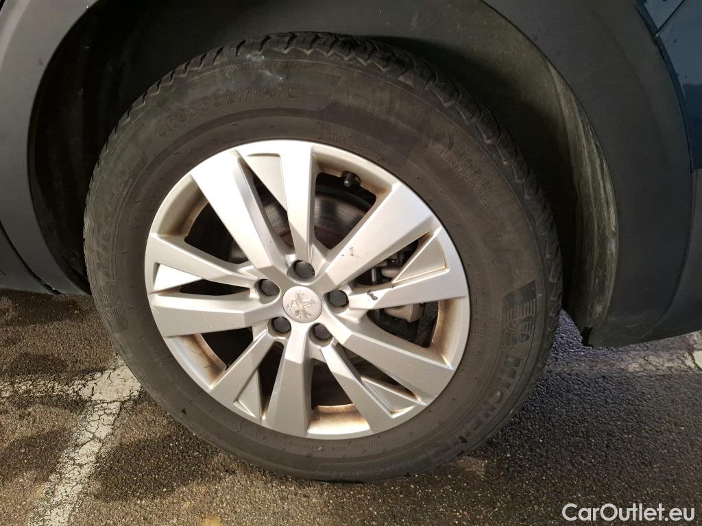  Peugeot  5008  Active Business 1.5 HDi 130CV BVA8 E6d #46