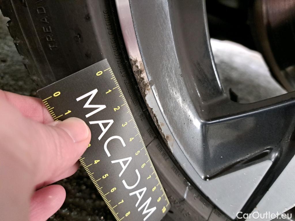  Peugeot  308 PEUGEOT  SW / 2021 / 5P / Break BlueHDi 130 ALLURE #9