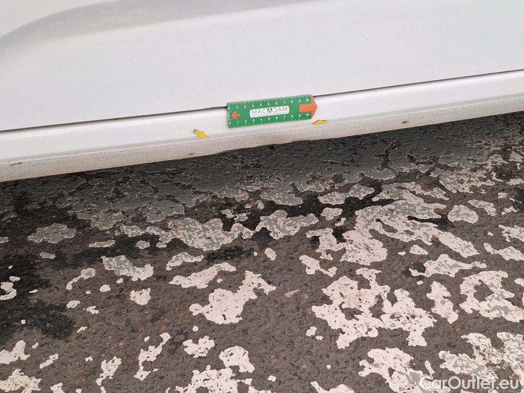  Peugeot  308 PEUGEOT  SW / 2021 / 5P / Break BlueHDi 130 ACTIVE PACK #2