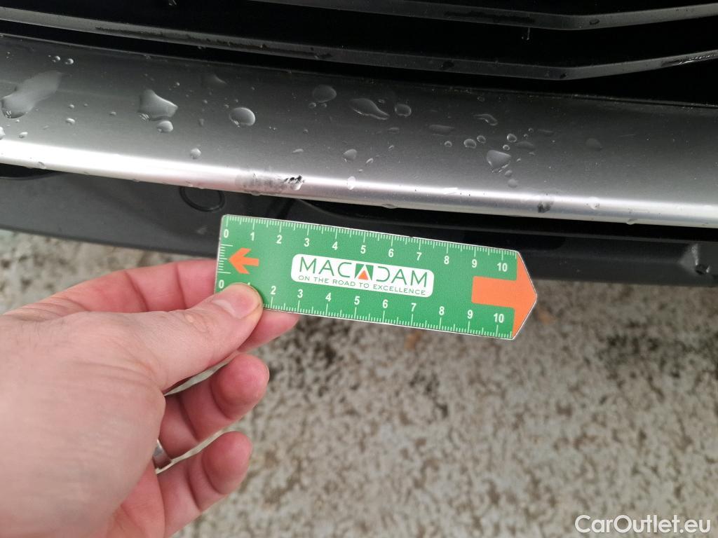  Peugeot  5008 PEUGEOT  / 2020 / 5P / SUV BlueHDi 130 S&S EAT8 GT Pack #21