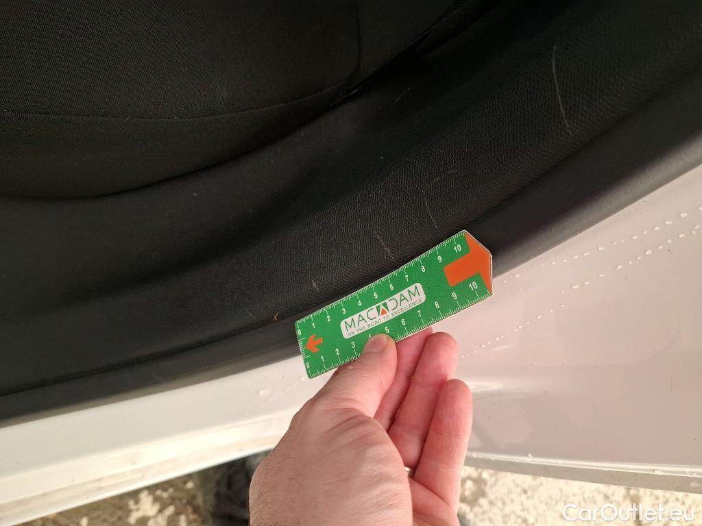  Peugeot  308 PEUGEOT  SW / 2021 / 5P / Break BlueHDi 130 ACTIVE PACK #43