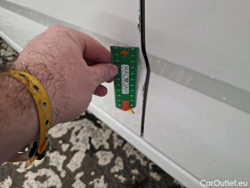  Peugeot  308 PEUGEOT  SW / 2021 / 5P / Break BlueHDi 130 ACTIVE PACK #60