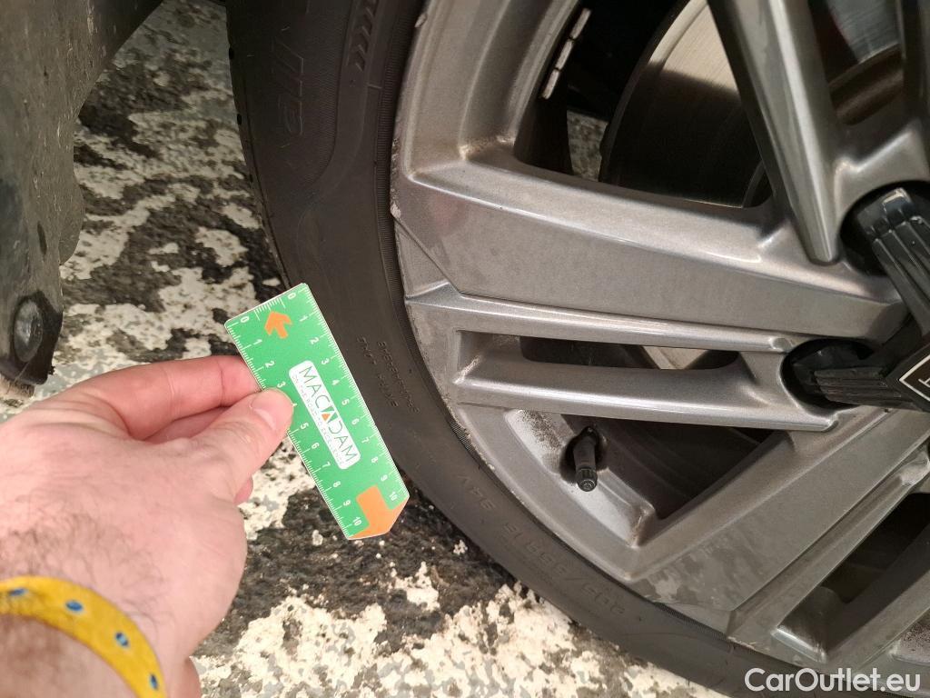  Peugeot  308 PEUGEOT  SW / 2021 / 5P / Break BlueHDi 130 ACTIVE PACK #30