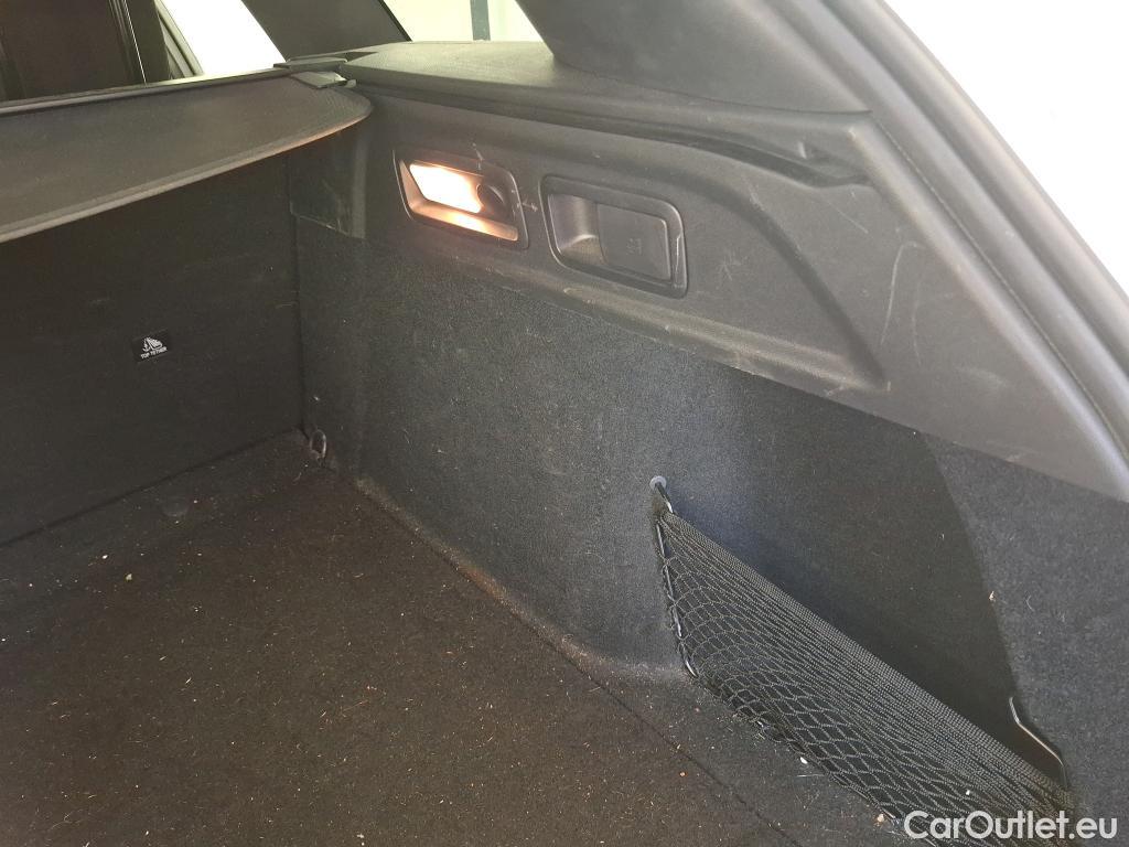  Peugeot  308 PEUGEOT  SW / 2021 / 5P / Break BlueHDi 130 ACTIVE PACK #46