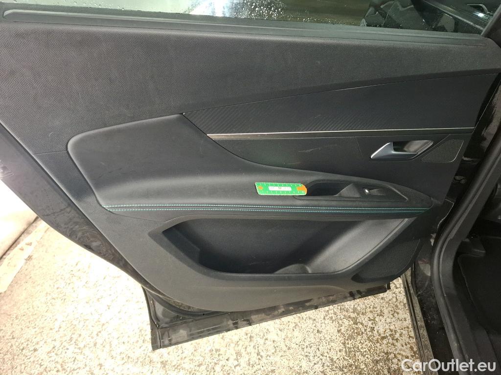  Peugeot  5008  Allure 1.5 HDi 130CV BVA8 7 Sieges E6d #9