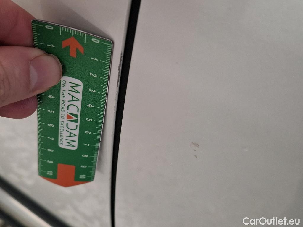  Peugeot  5008 PEUGEOT  / 2020 / 5P / SUV BlueHDi 130 S&S EAT8 GT Pack #25