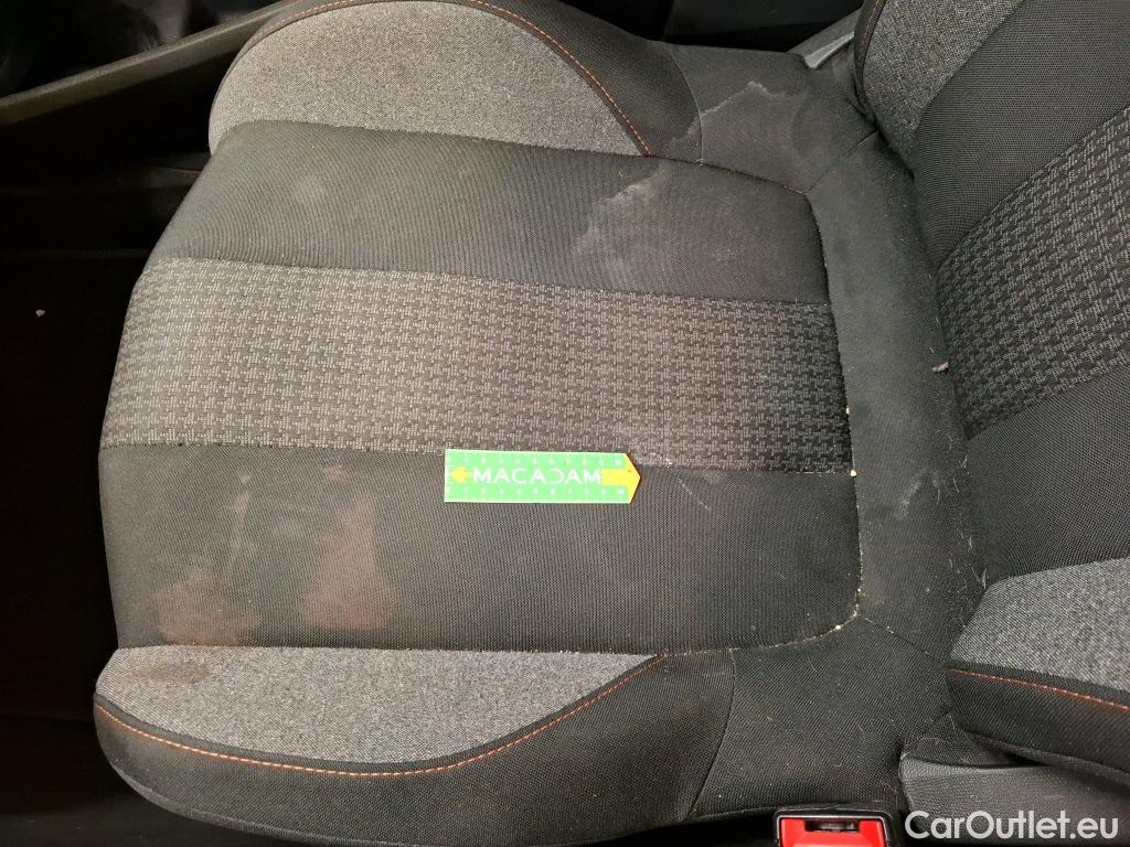  Peugeot  5008  Active Business 1.5 HDi 130CV BVA8 E6d #44