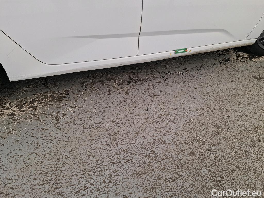  Peugeot  308 PEUGEOT  SW / 2021 / 5P / Break BlueHDi 130 ACTIVE PACK #8