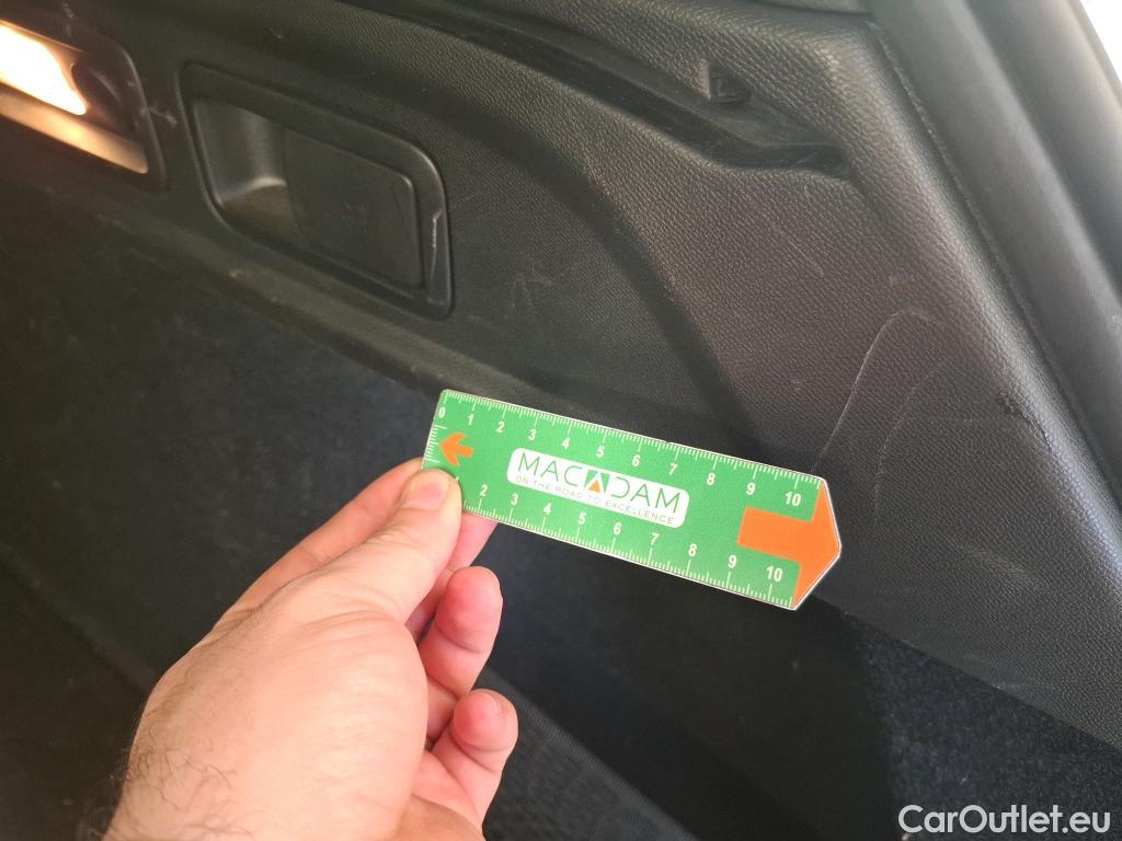  Peugeot  308 PEUGEOT  SW / 2021 / 5P / Break BlueHDi 130 ACTIVE PACK #48