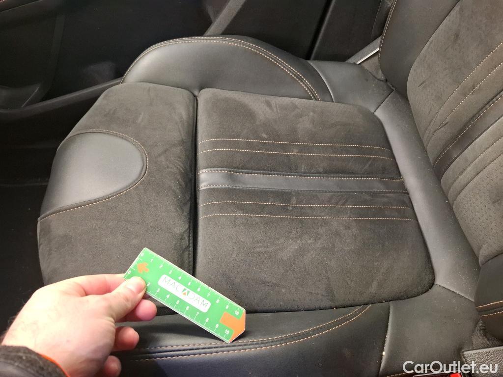  Peugeot  5008 PEUGEOT  / 2020 / 5P / SUV BlueHDi 130 S&S EAT8 GT Pack #33