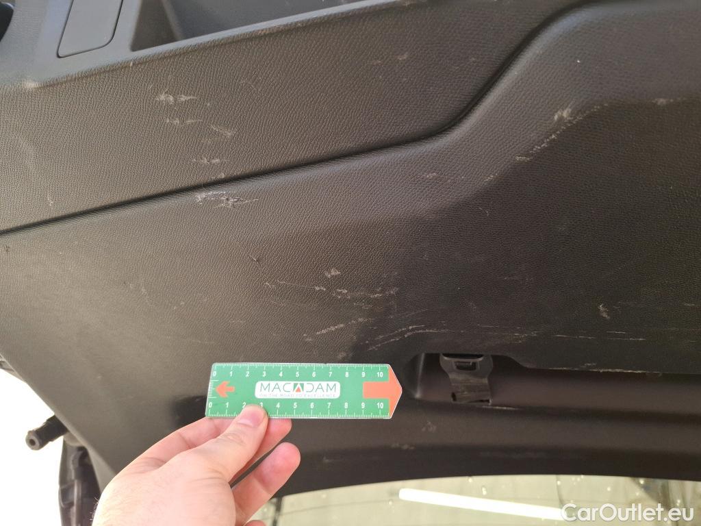  Peugeot  308 PEUGEOT  SW / 2021 / 5P / Break BlueHDi 130 ACTIVE PACK #21