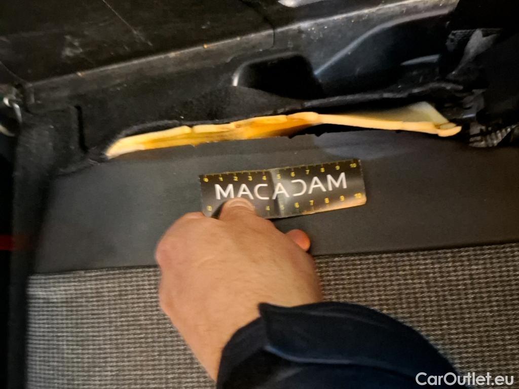  Peugeot  5008  Allure Business 1.5 HDi 130CV BVA8 E6d #2