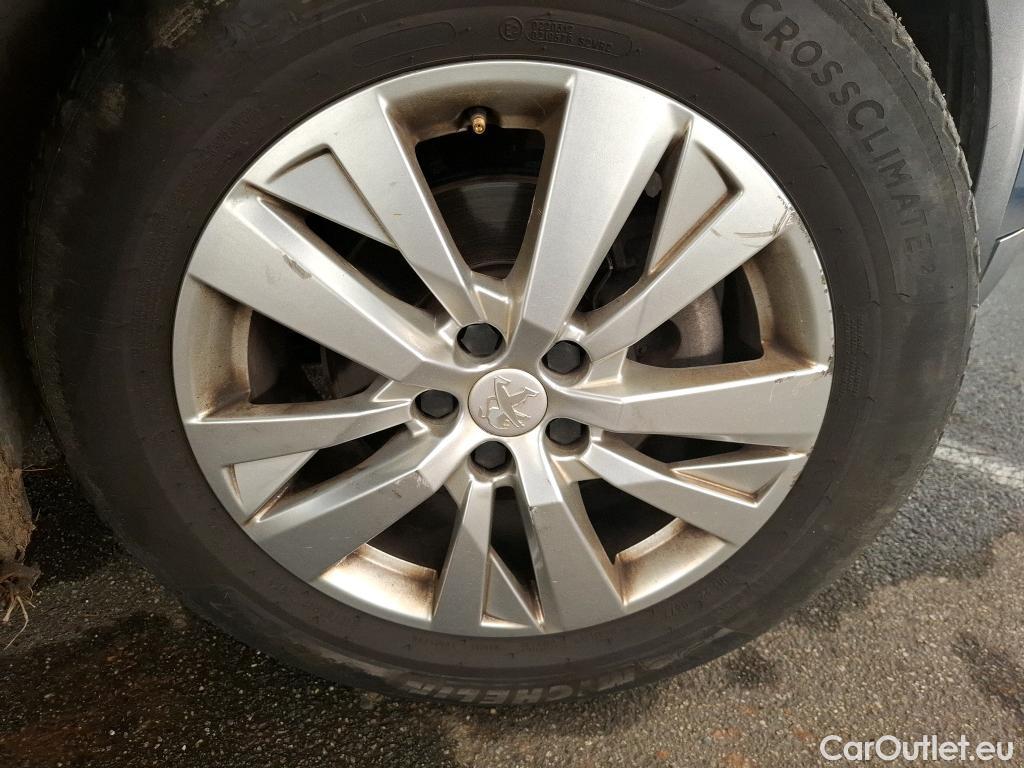  Peugeot  5008  Active Business 1.5 HDi 130CV BVA8 E6d #30