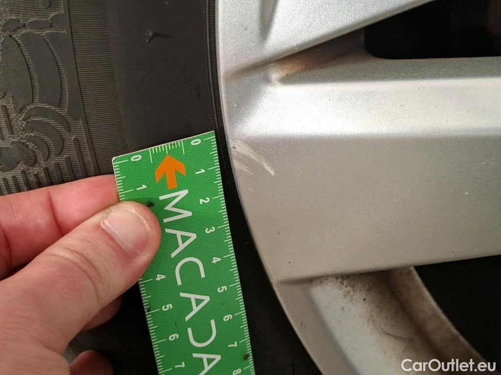  Peugeot  5008  Active Business 1.5 HDi 130CV BVA8 E6d #47