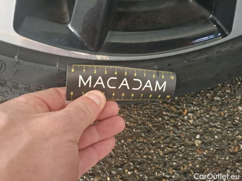  Peugeot  5008  GT 2.0 HDi 175CV BVA8 7 Sieges E6d #17