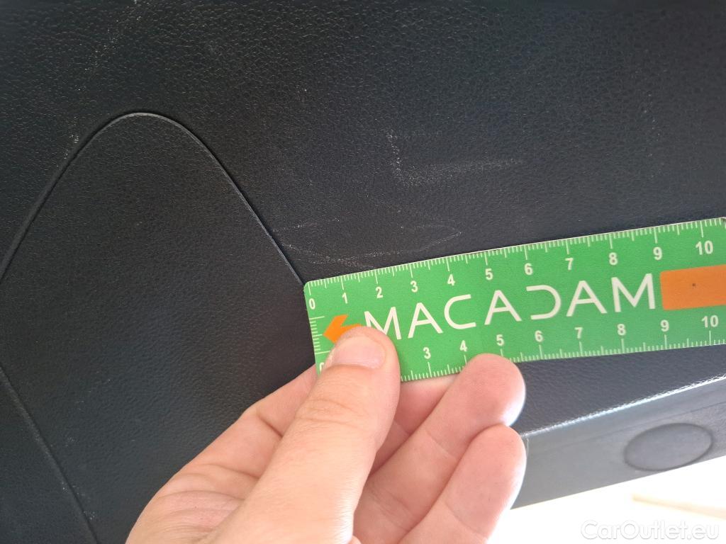  Renault  Megane  IV Grandtour Business 1.5 dCi 115CV BVM6 E6d #142