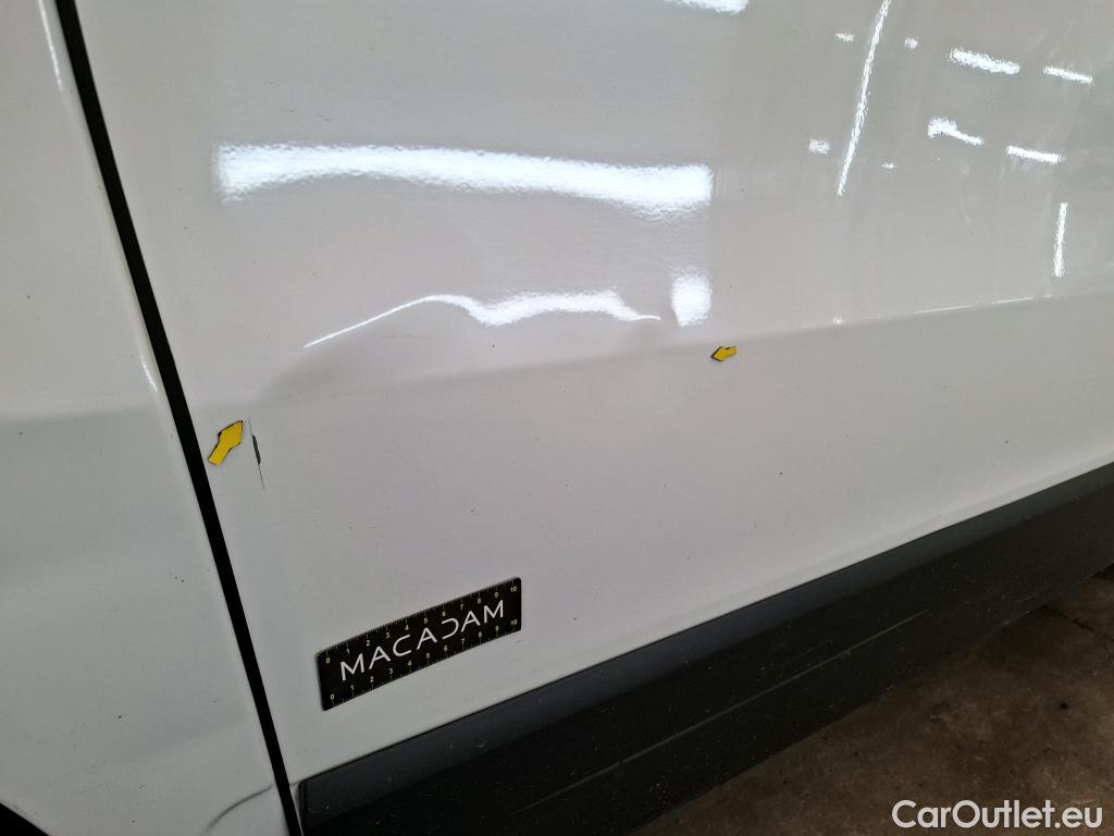  Renault  Trafic RENAULT  4p Combi Zen L1 Energy dCi 125 8 places #19