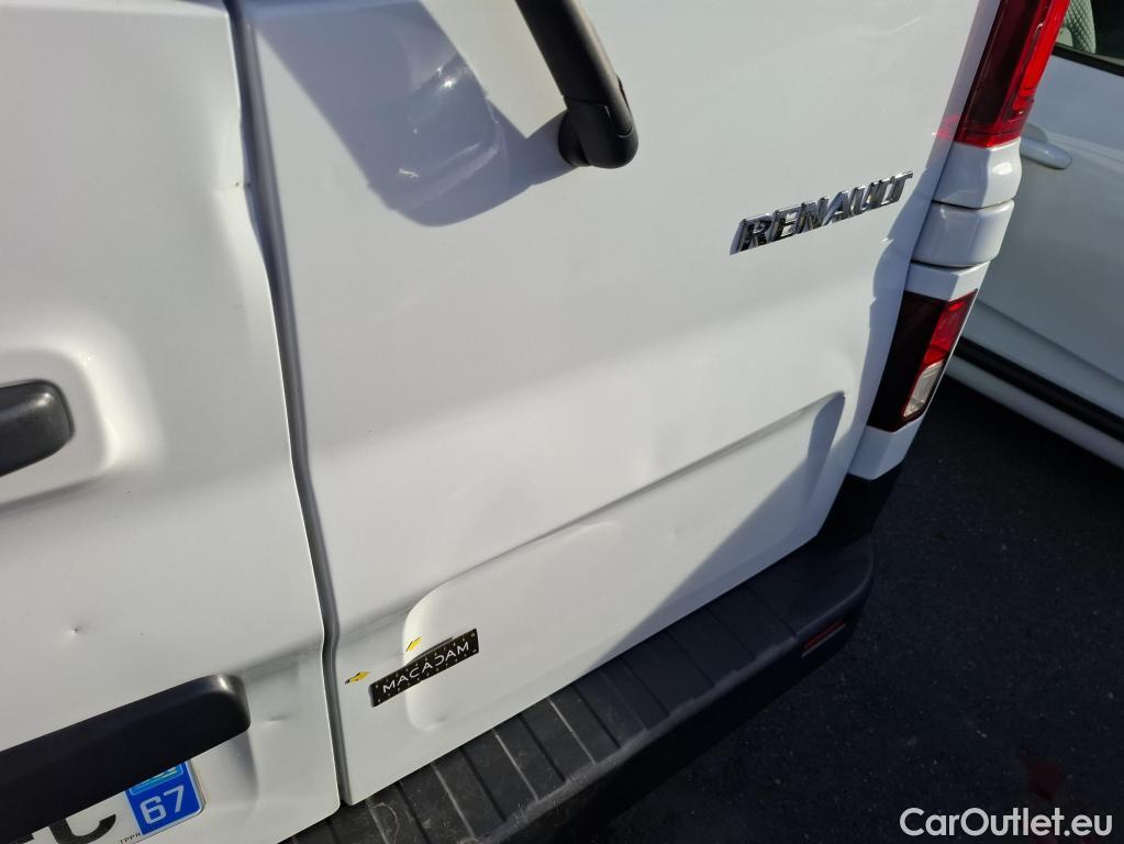  Renault  Trafic RENAULT  4p Combi Zen L1 Energy dCi 125 8 places #36