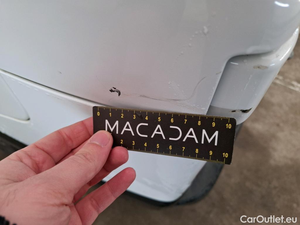  Renault  Trafic RENAULT  4p Combi Zen L1 Energy dCi 125 8 places #72