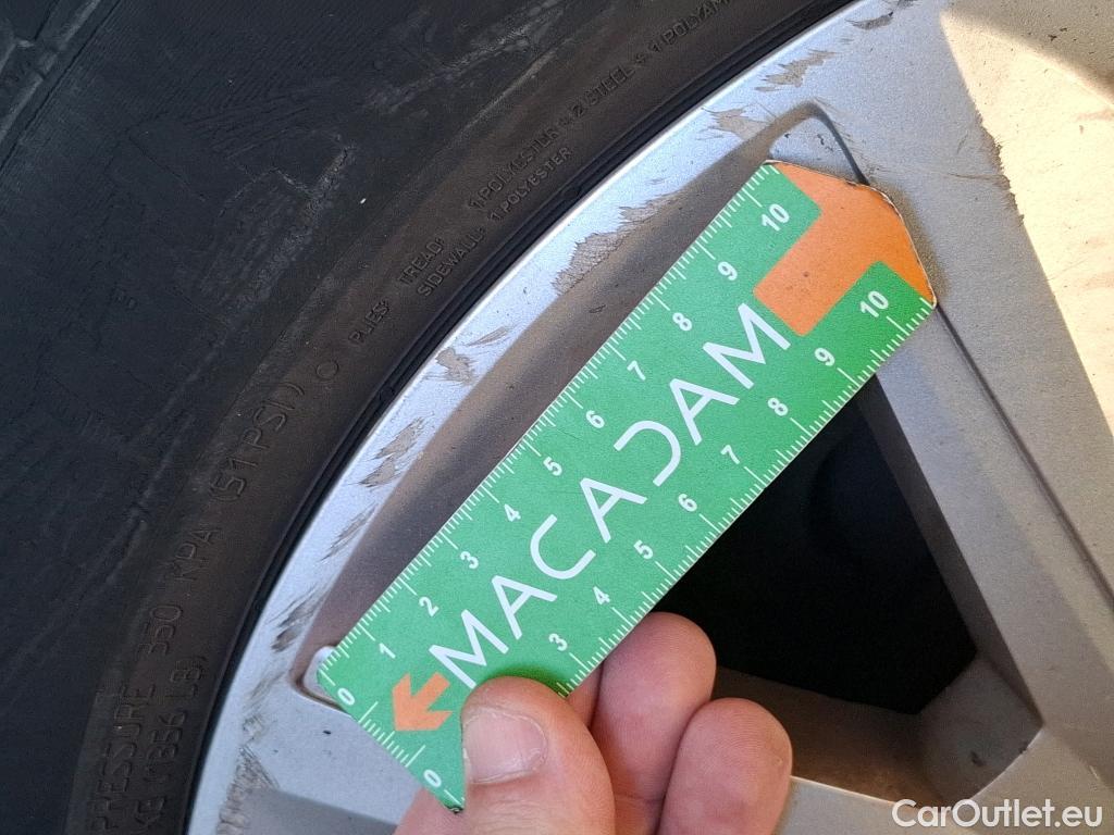  Renault  Megane  IV Grandtour Business 1.5 dCi 115CV BVM6 E6d #117