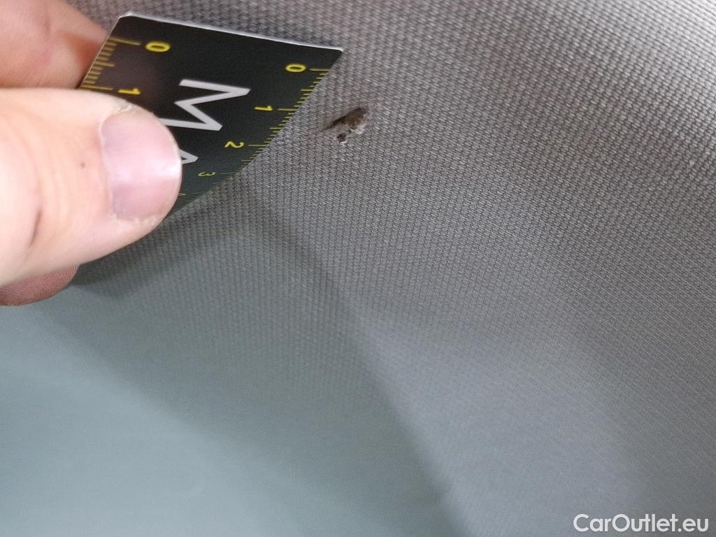  Renault  Megane RENAULT Mégane Estate / 2020 / 5P / Break evolution E-Tech hyb rechargeable 160 #2