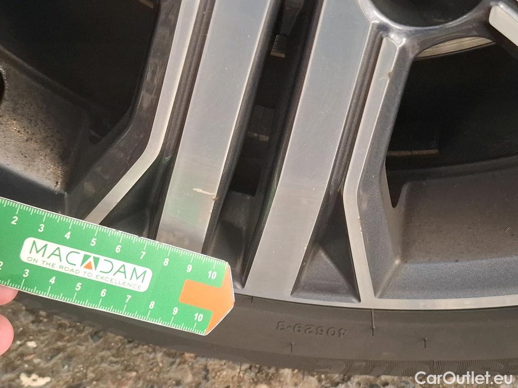  Renault  Megane  IV Estate Evolution 1.5 dCi 115CV BVA7 E6d #36