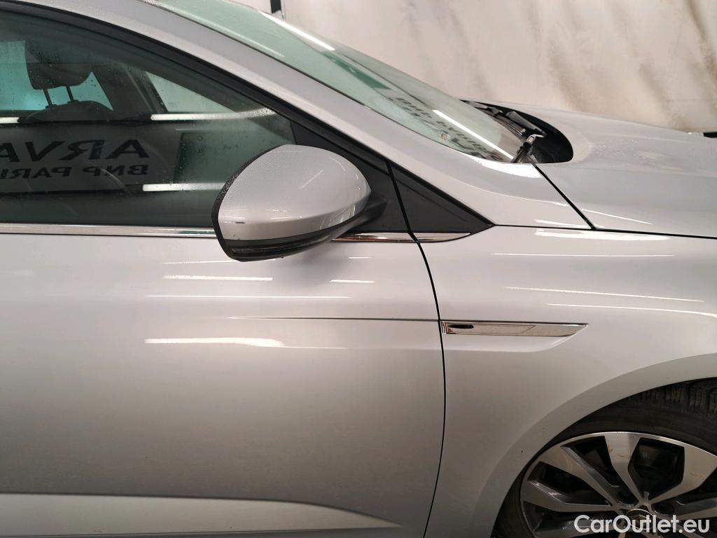  Renault  Megane RENAULT Mégane Estate / 2020 / 5P / Break techno TCe 140 EDC #25