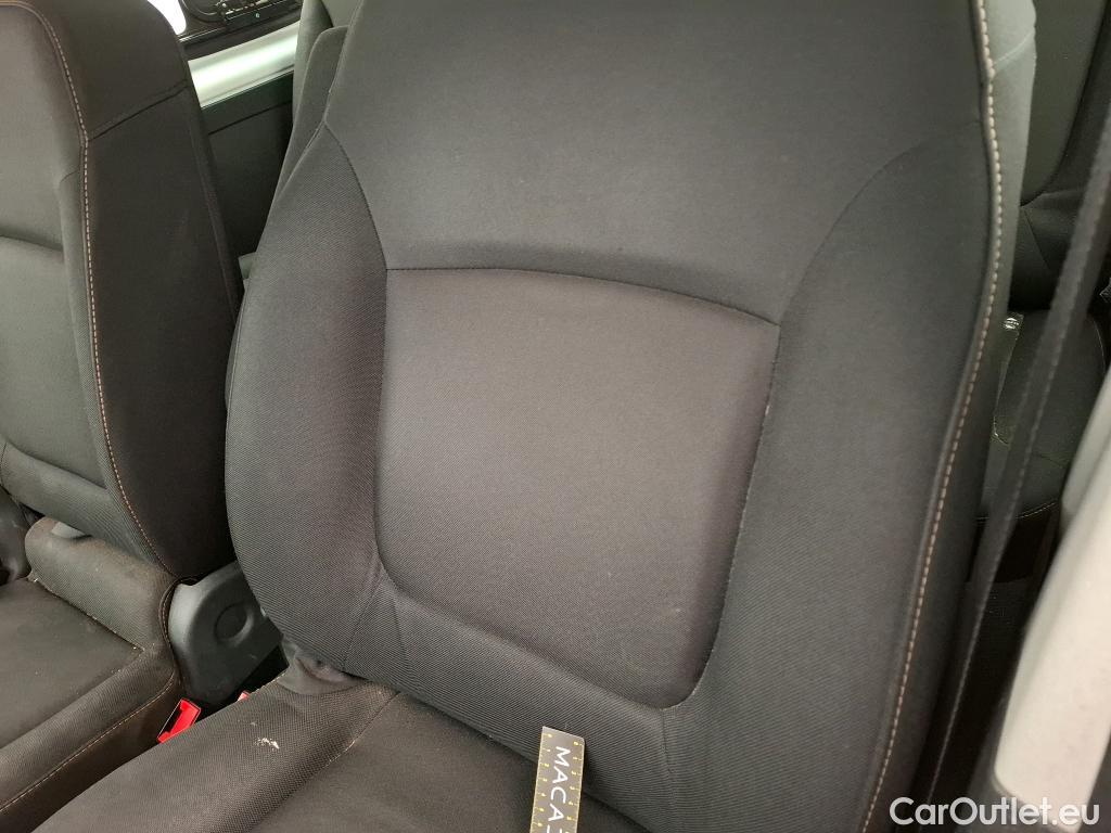  Renault  Trafic RENAULT  4p Combi Zen L1 Energy dCi 125 8 places #70