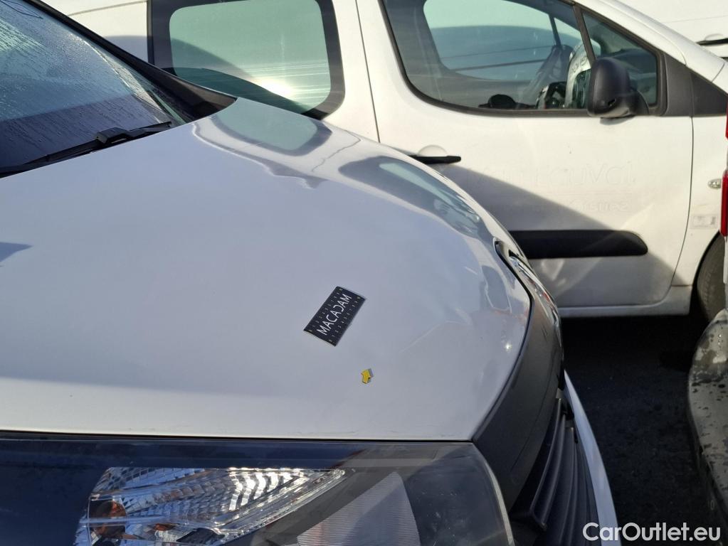  Renault  Trafic RENAULT  4p Combi Zen L1 Energy dCi 125 8 places #4