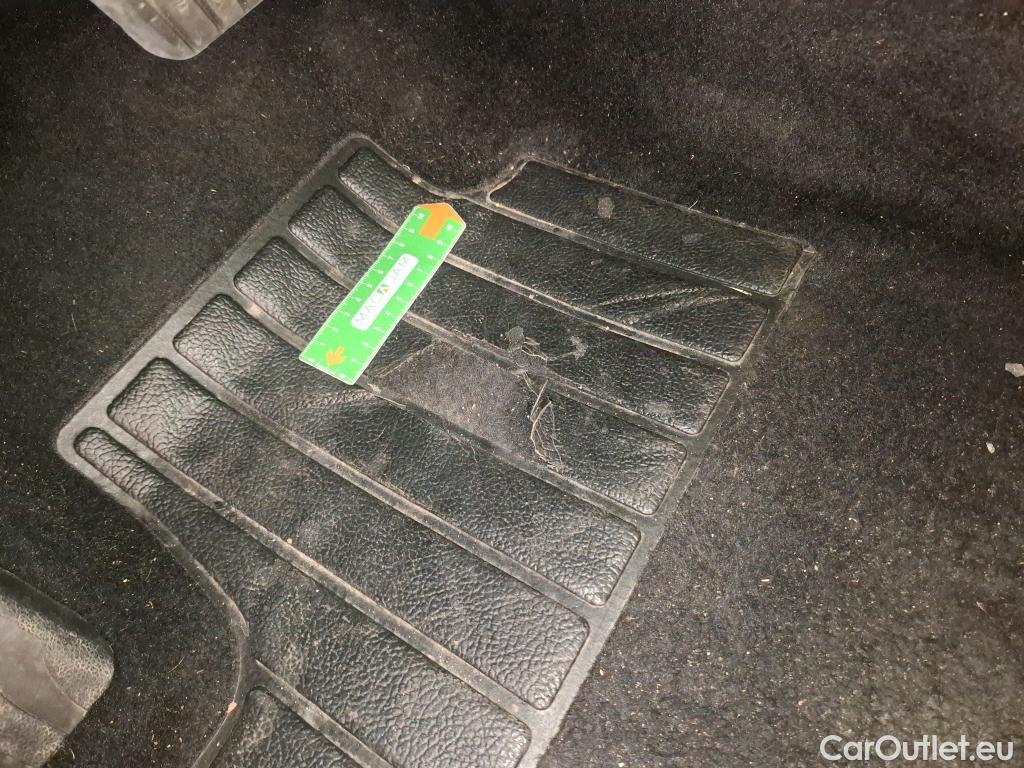  Renault  Megane  IV Estate Evolution 1.5 dCi 115CV BVA7 E6d #19