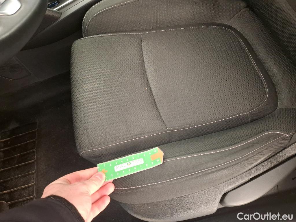  Renault  Megane  IV Berline 5pt. Business 1.5 dCi 115CV BVA7 E6d #22