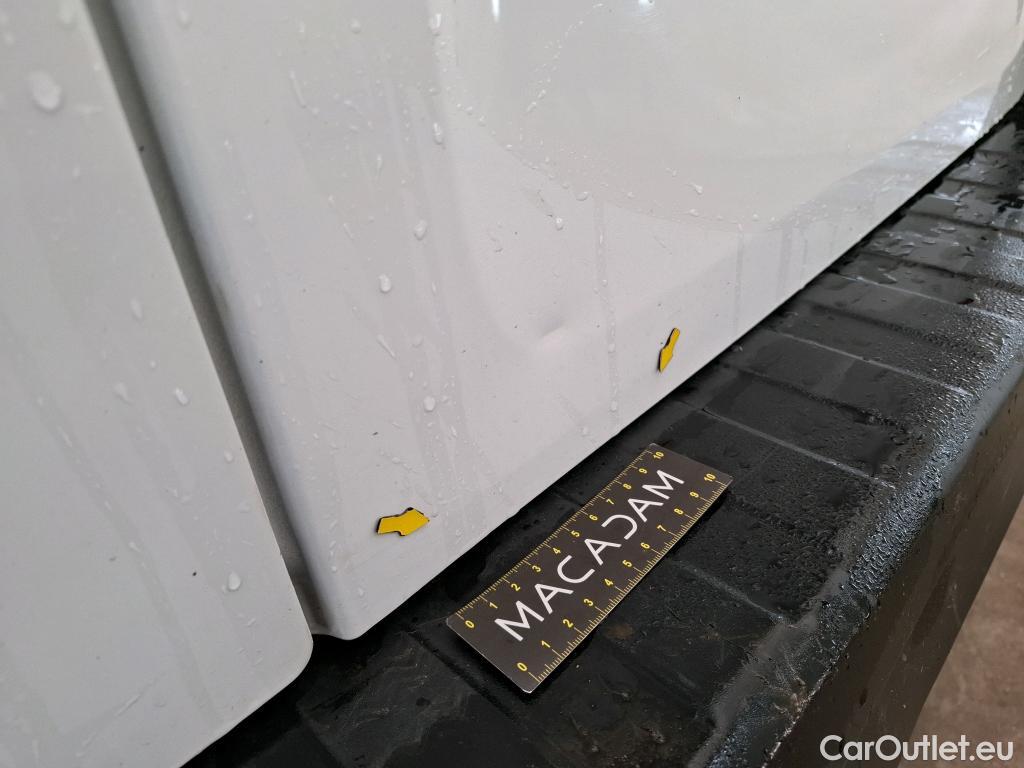  Renault  Trafic RENAULT  4p Combi Zen L1 Energy dCi 125 8 places #32