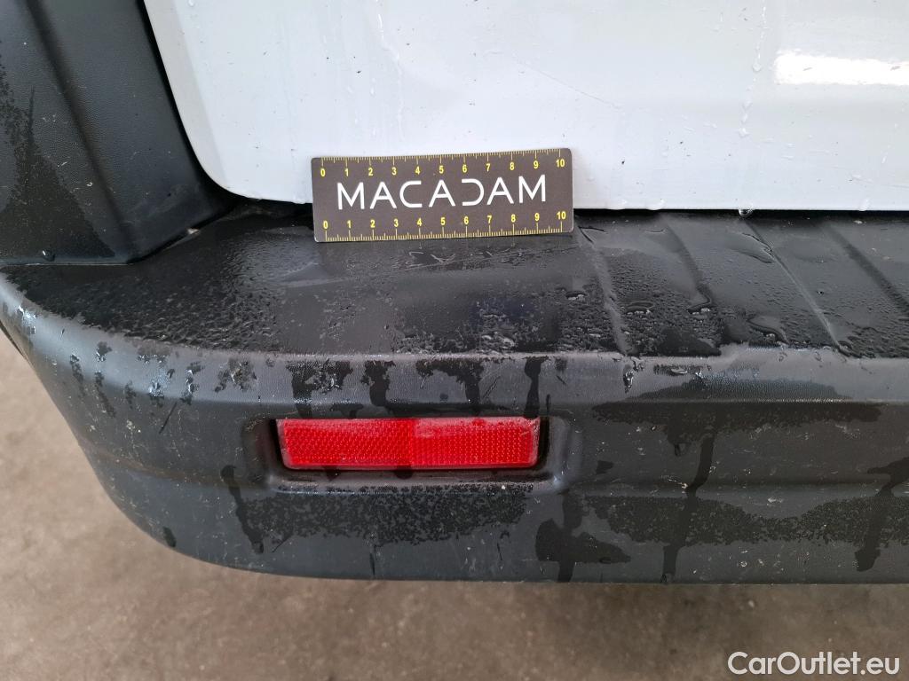  Renault  Trafic RENAULT  4p Combi Zen L1 Energy dCi 125 8 places #24