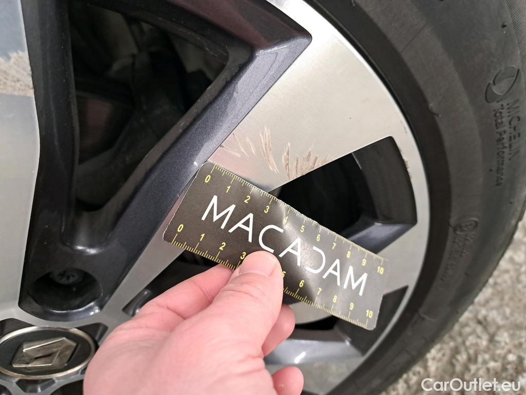  Renault  Megane RENAULT Mégane Estate / 2020 / 5P / Break techno TCe 140 EDC #18