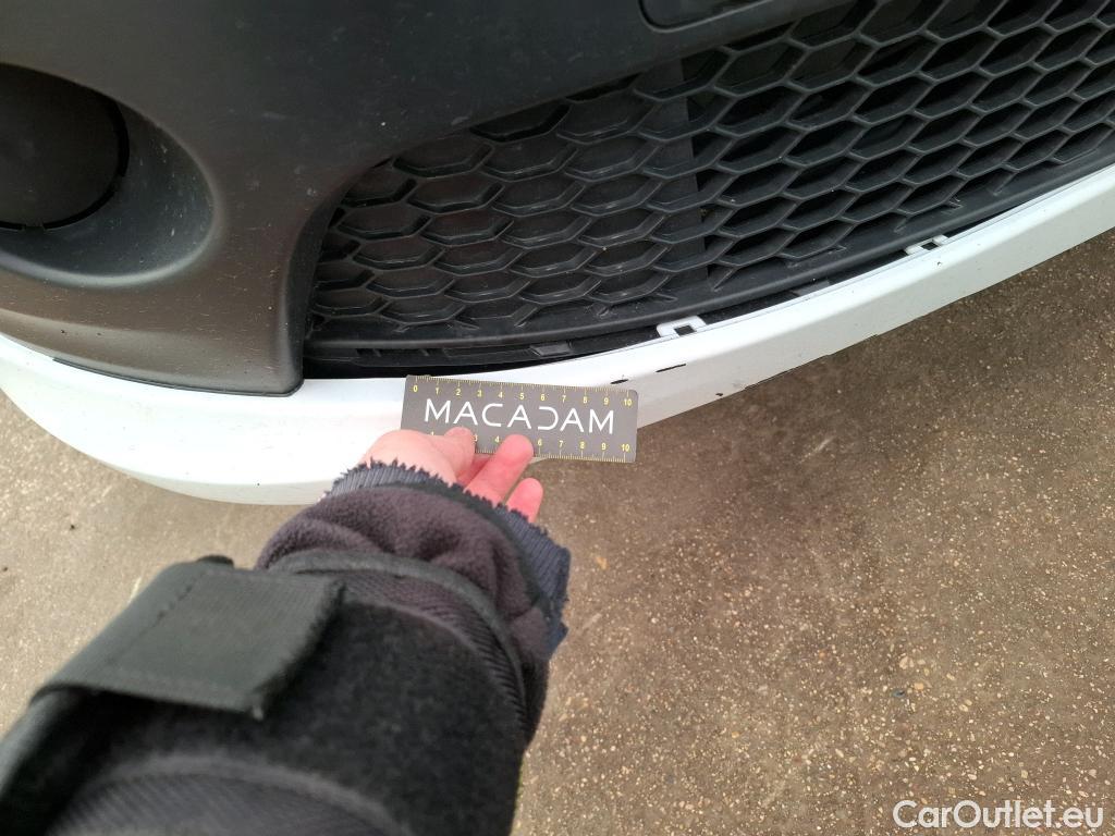  Renault  Trafic RENAULT  4p Combi Zen L1 Energy dCi 125 8 places #74