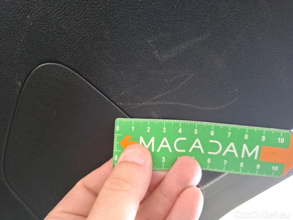  Renault  Megane  IV Grandtour Business 1.5 dCi 115CV BVM6 E6d #141