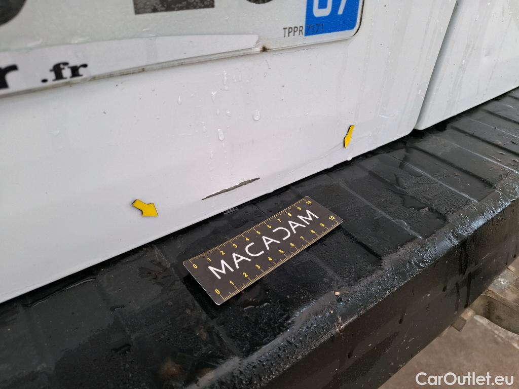  Renault  Trafic RENAULT  4p Combi Zen L1 Energy dCi 125 8 places #14