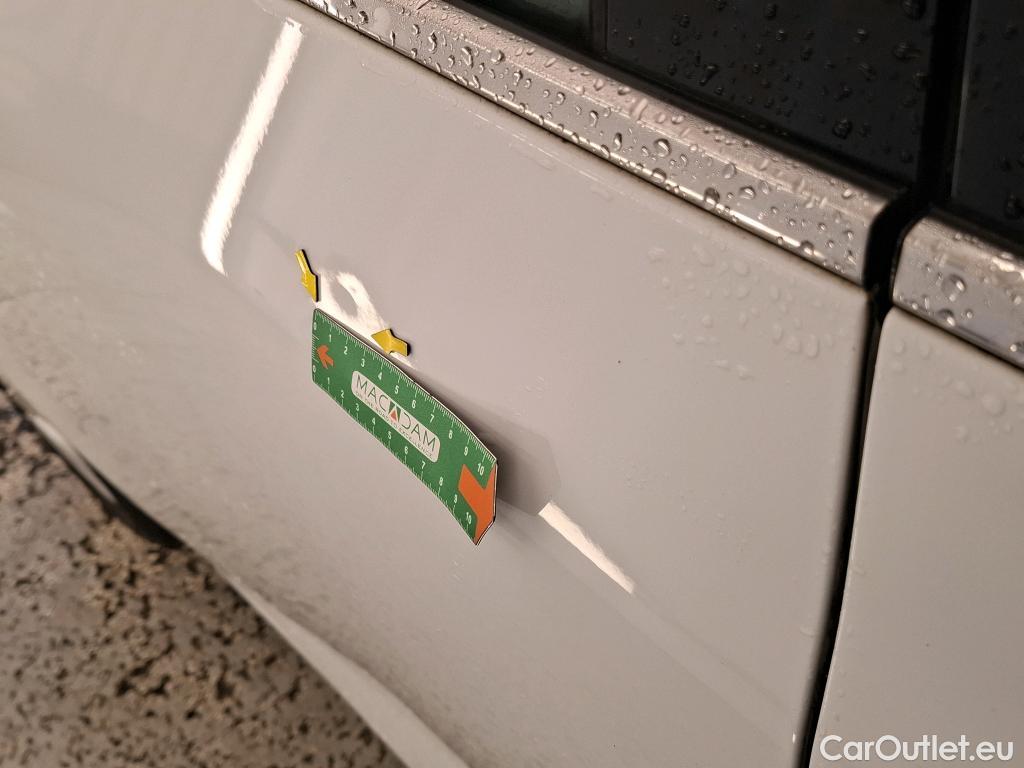  Renault  Megane  IV Berline 5pt. Business 1.5 dCi 115CV BVA7 E6d #19