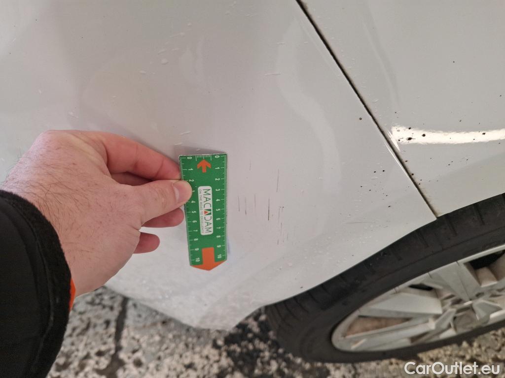  Renault  Megane  IV Berline 5pt. Business 1.5 dCi 115CV BVA7 E6d #17