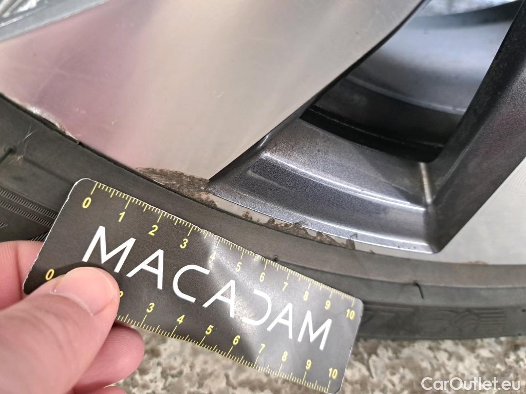  Renault  Megane RENAULT Mégane Estate / 2020 / 5P / Break techno TCe 140 EDC #12