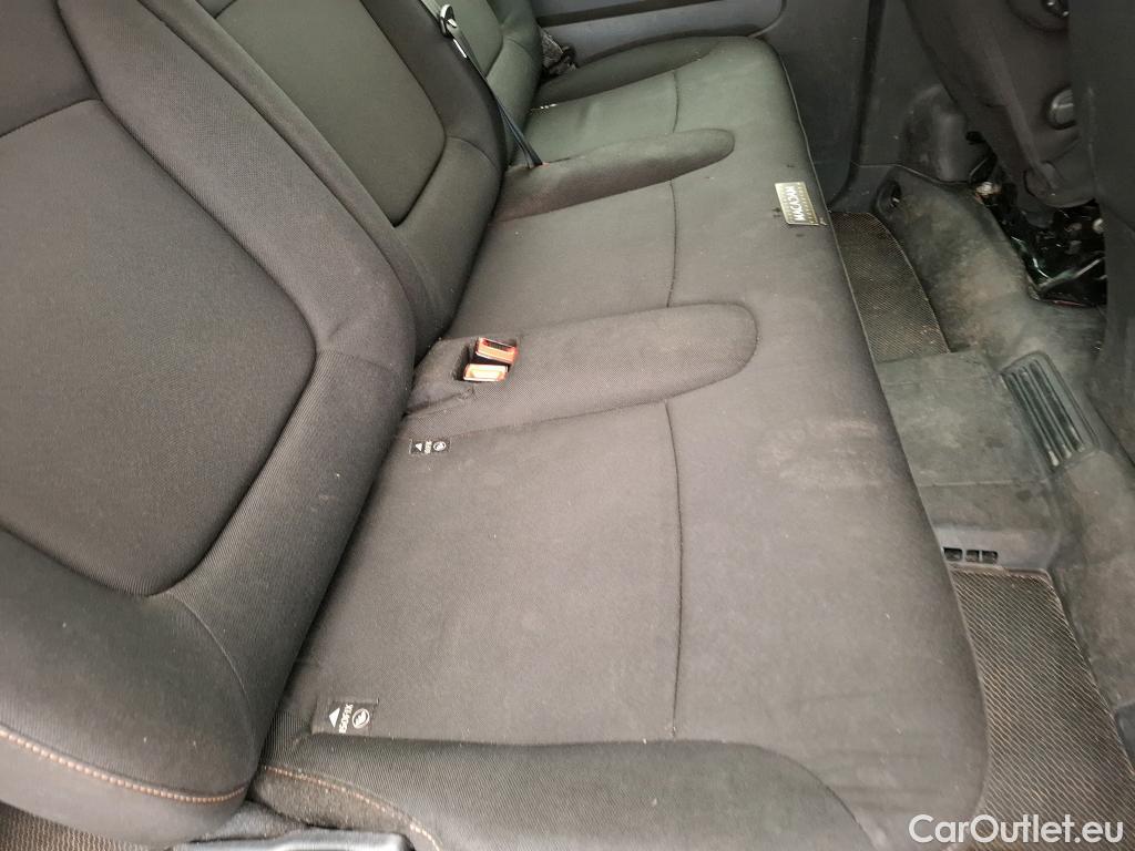  Renault  Trafic RENAULT  4p Combi Zen L1 Energy dCi 125 8 places #25