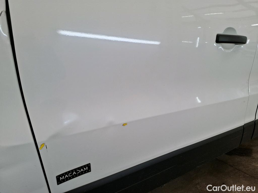  Renault  Trafic RENAULT  4p Combi Zen L1 Energy dCi 125 8 places #18