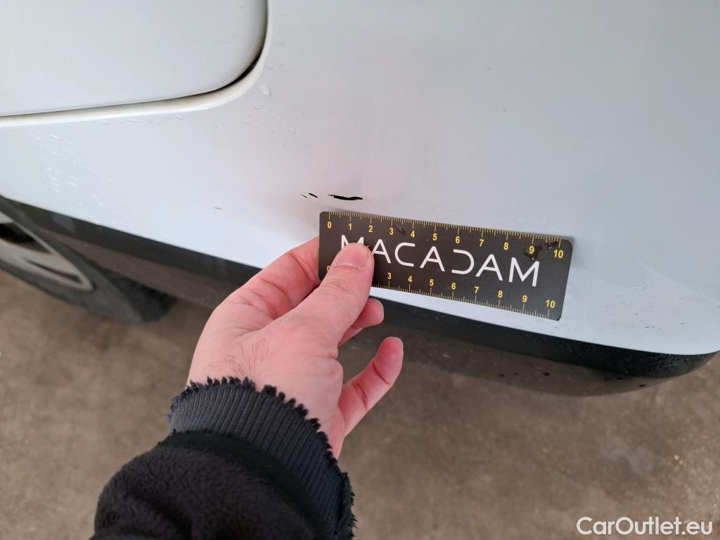  Renault  Trafic RENAULT  4p Combi Zen L1 Energy dCi 125 8 places #76