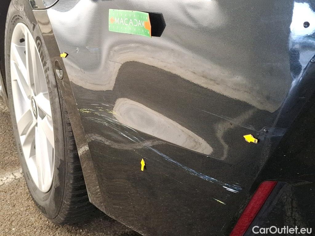  Toyota  Corolla TOYOTA  Touring Sports / 2018 / 5P / Break Hybride 122h Dynamic Business Beyond Zer #2