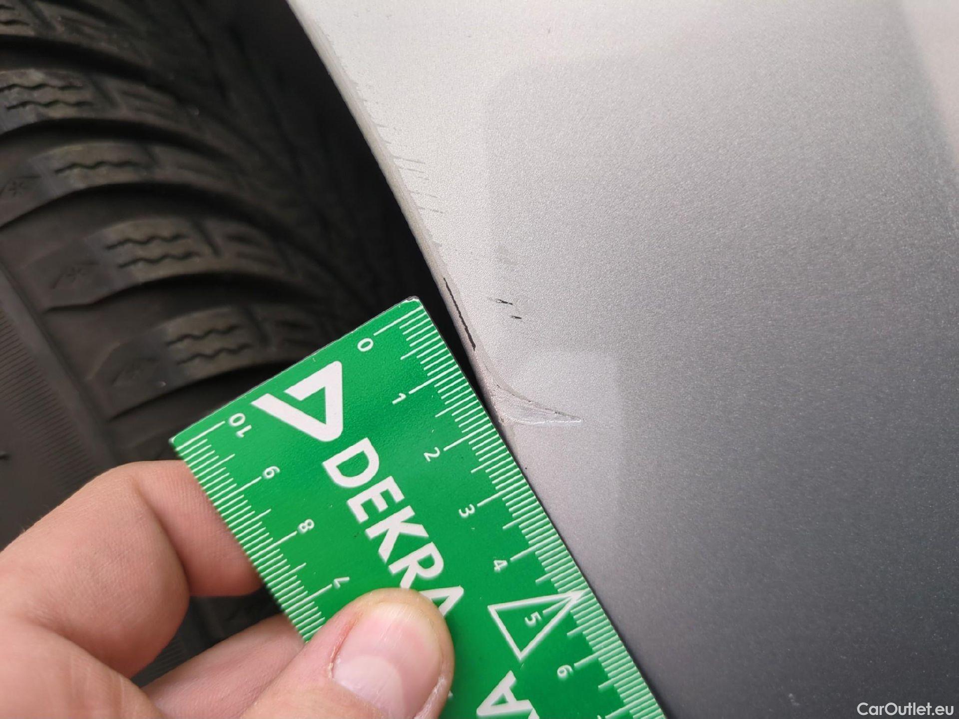  Volkswagen  Golf  VIII Berline Life Plus 2.0 TDI 150CV BVA7 E6d #28