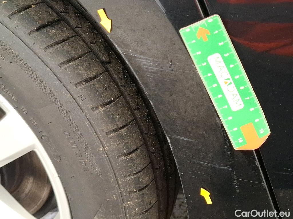  Toyota  Corolla TOYOTA  Touring Sports / 2018 / 5P / Break Hybride 122h Dynamic Business Supp Lomb #6