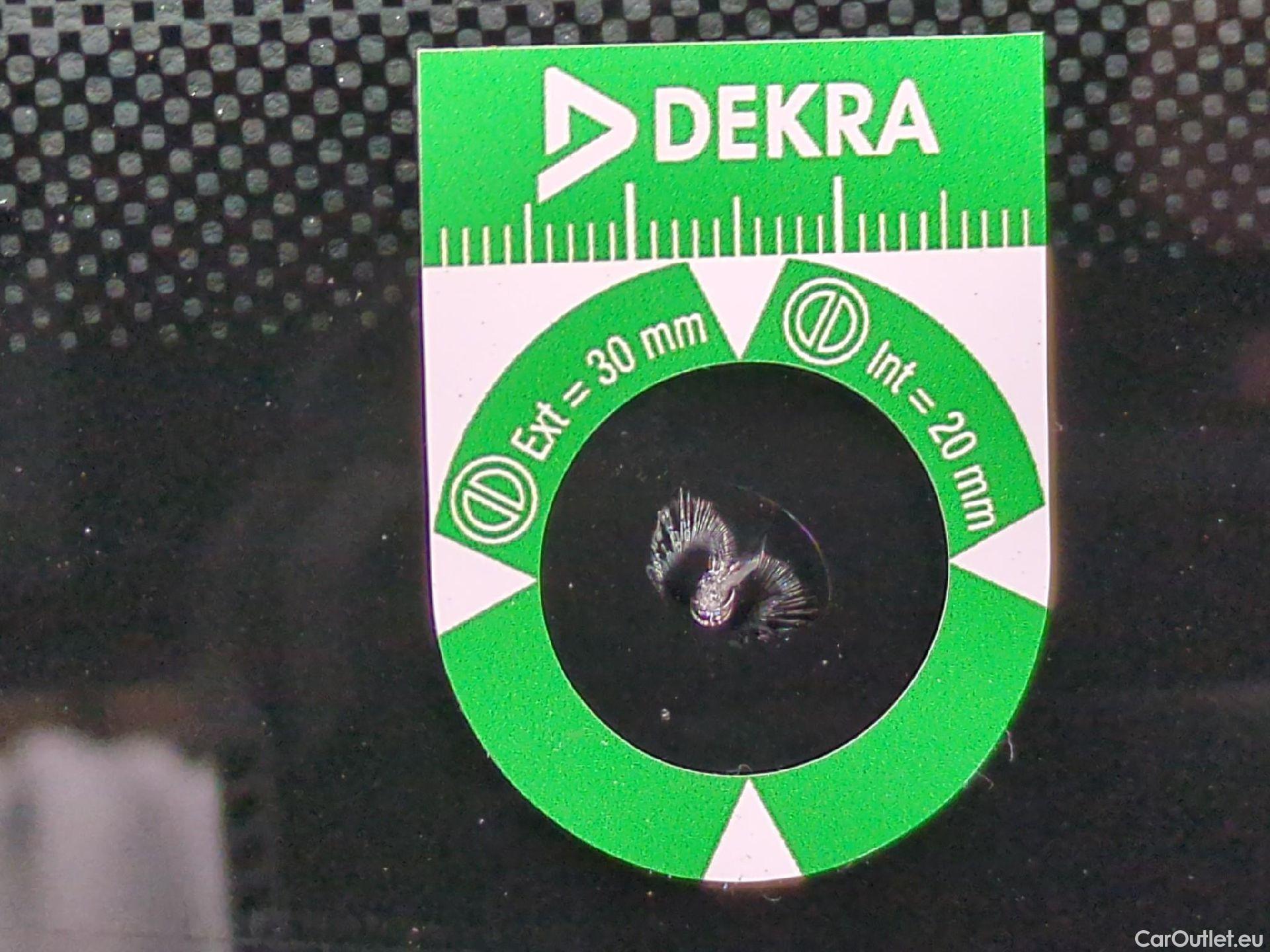  Volkswagen  Golf  VIII Berline Life Plus 2.0 TDI 150CV BVA7 E6d #5