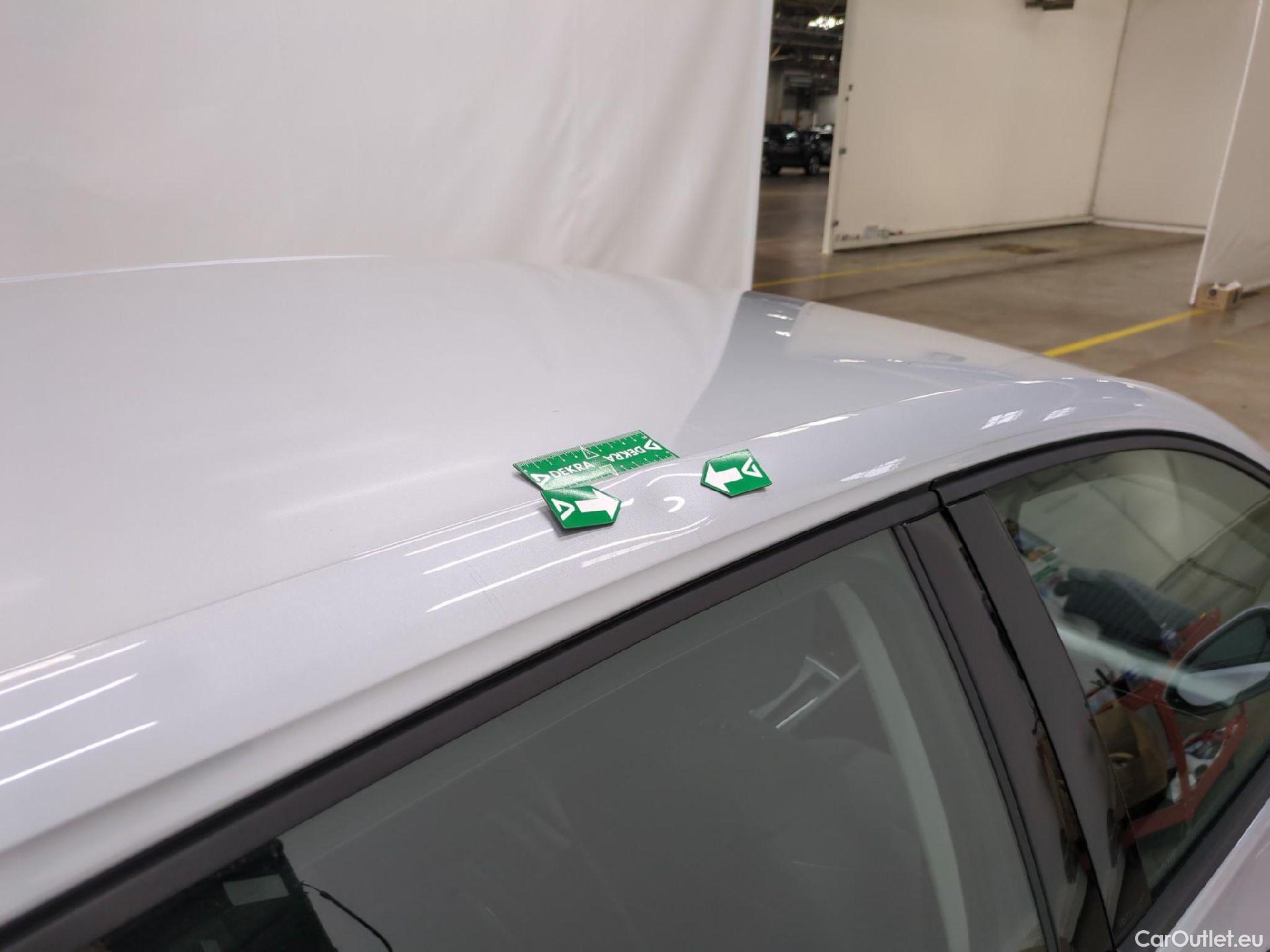  Volkswagen  Golf  VIII Berline Life Plus 2.0 TDI 150CV BVA7 E6d #20